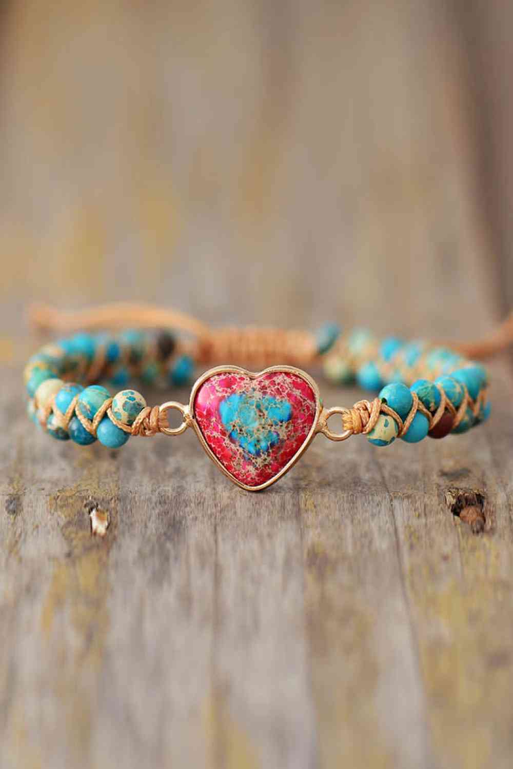 Bracelet en pierre naturelle en forme de cœur fait à la main