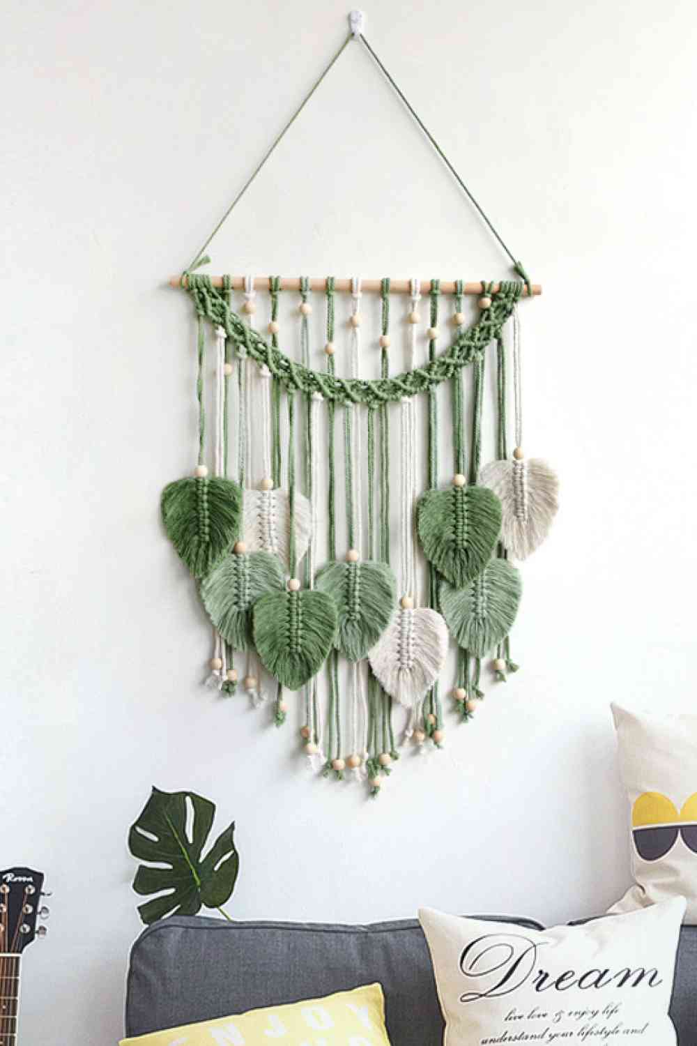 Colgante de pared con flecos de hojas de macramé