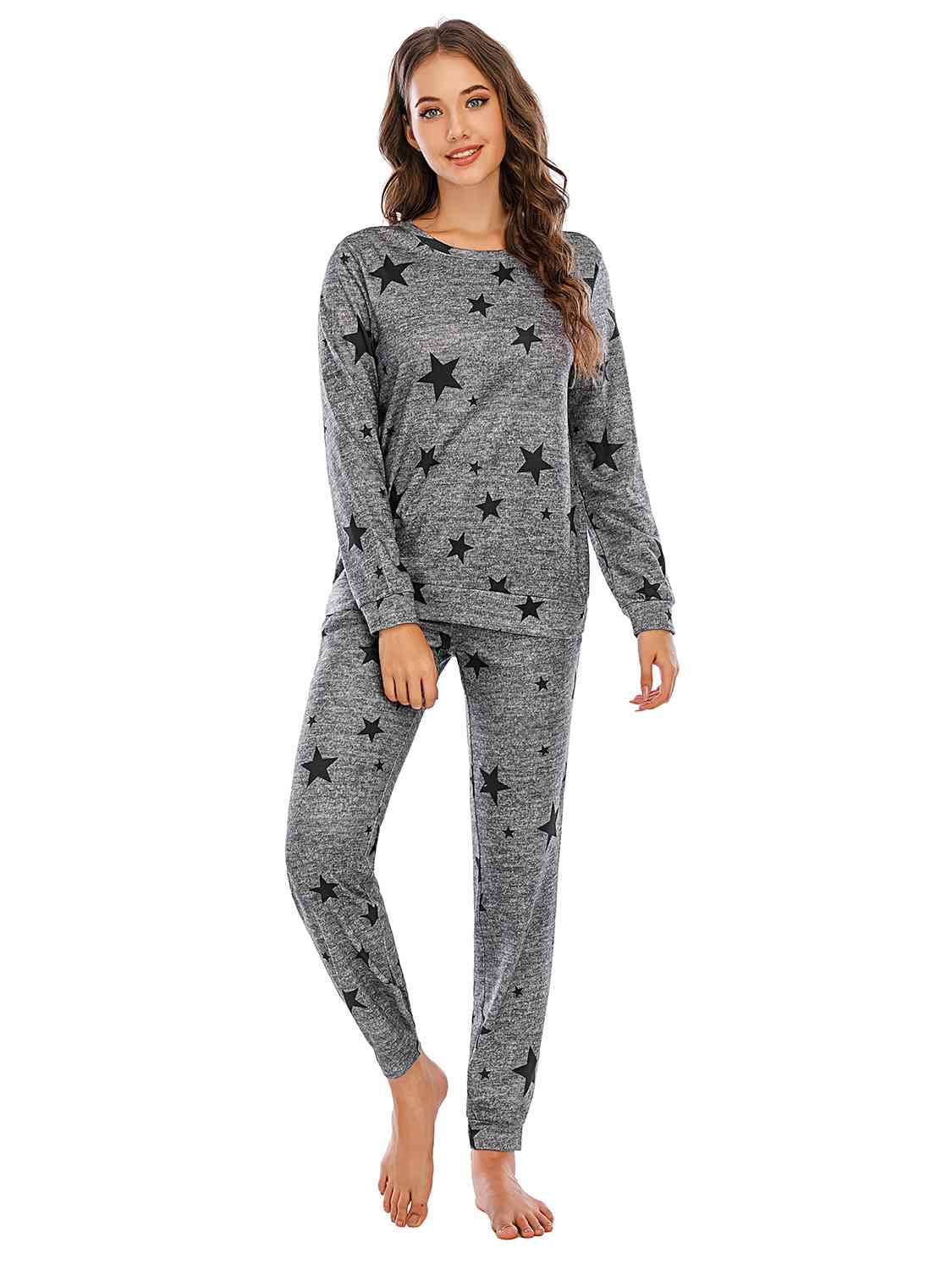 Conjunto lounge de pantalón y top con estrellas