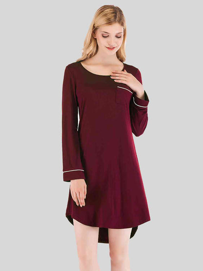 Robe de nuit à col rond avec poche