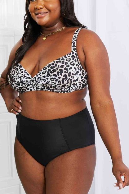 Bikini de talle alto con estampado de leopardo Take A Dip Twist de Marina West Swim