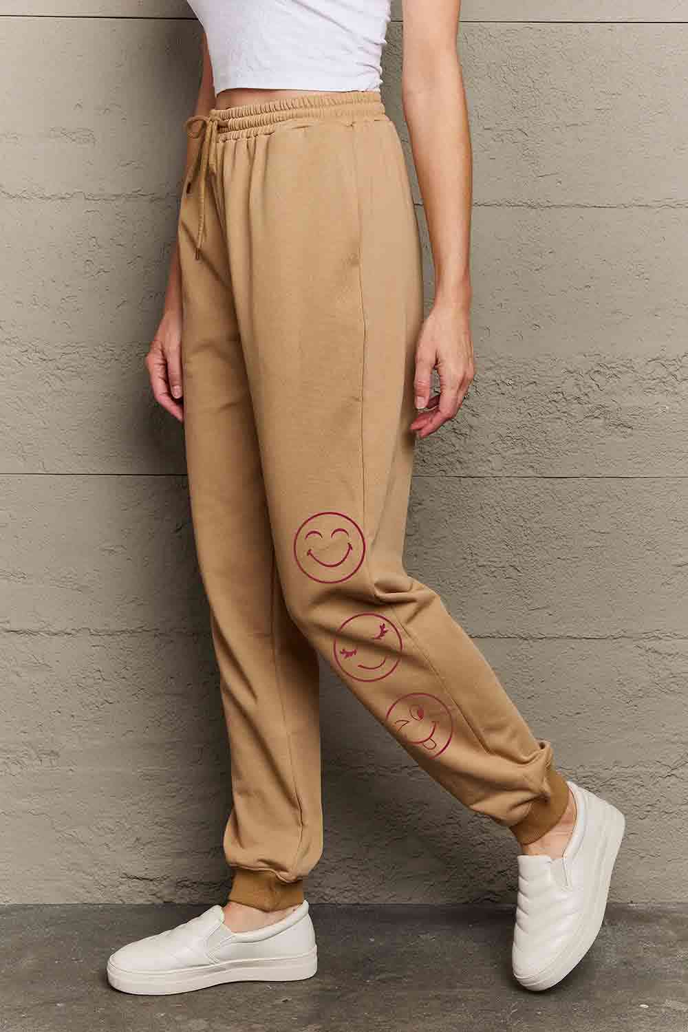 Simply Love - Pantalon de survêtement à motif Emoji pleine taille