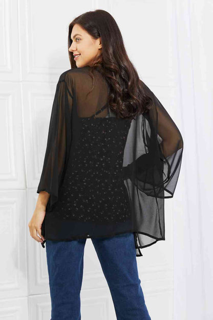 Melody Just Breathe Kimono en mousseline de soie pleine taille en noir