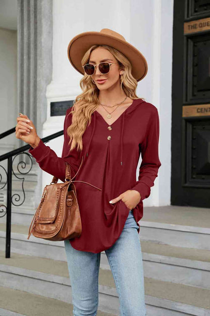 Blusa con capucha de manga larga