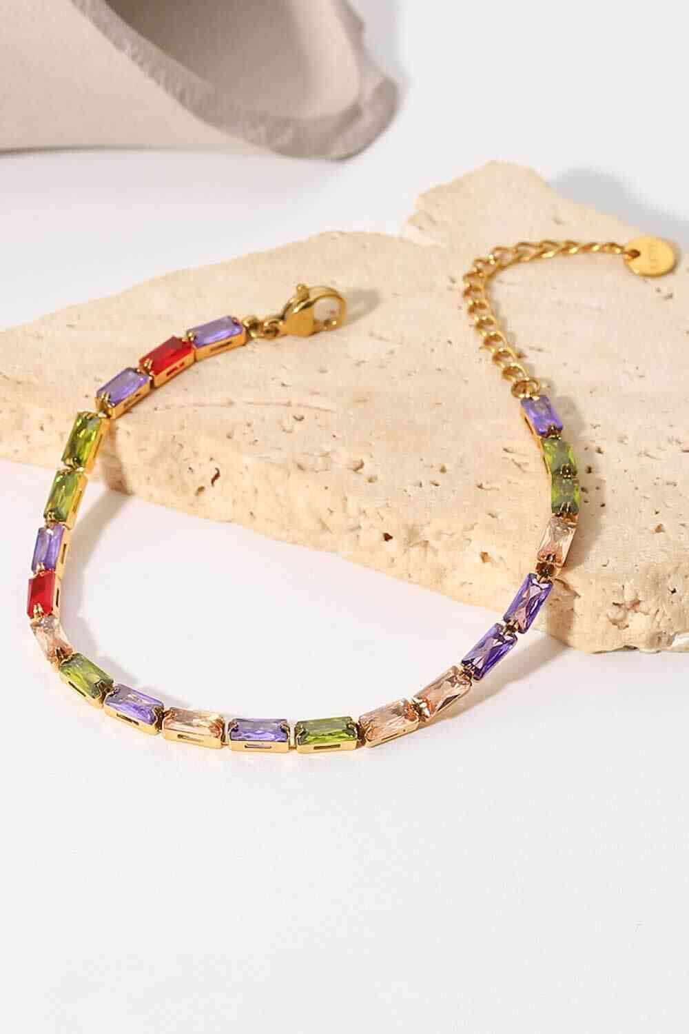 Bracelet plaqué or 18 carats avec zircons cubiques multicolores