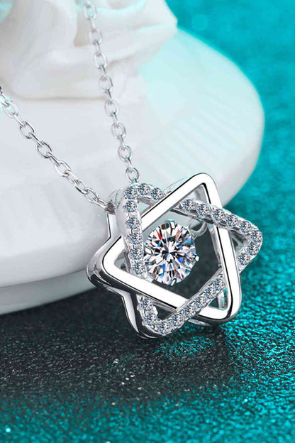 Collier à maillons de chaîne plaqué rhodium moissanite