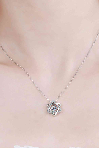 Collier à maillons de chaîne plaqué rhodium moissanite