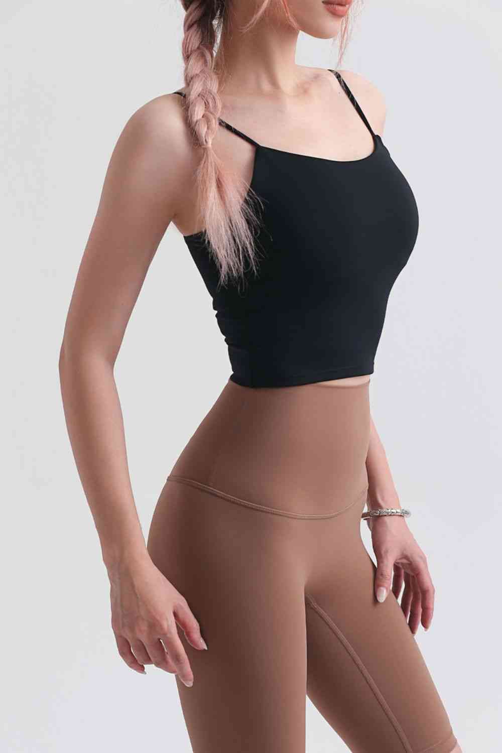 Cami deportivo con cuello redondo