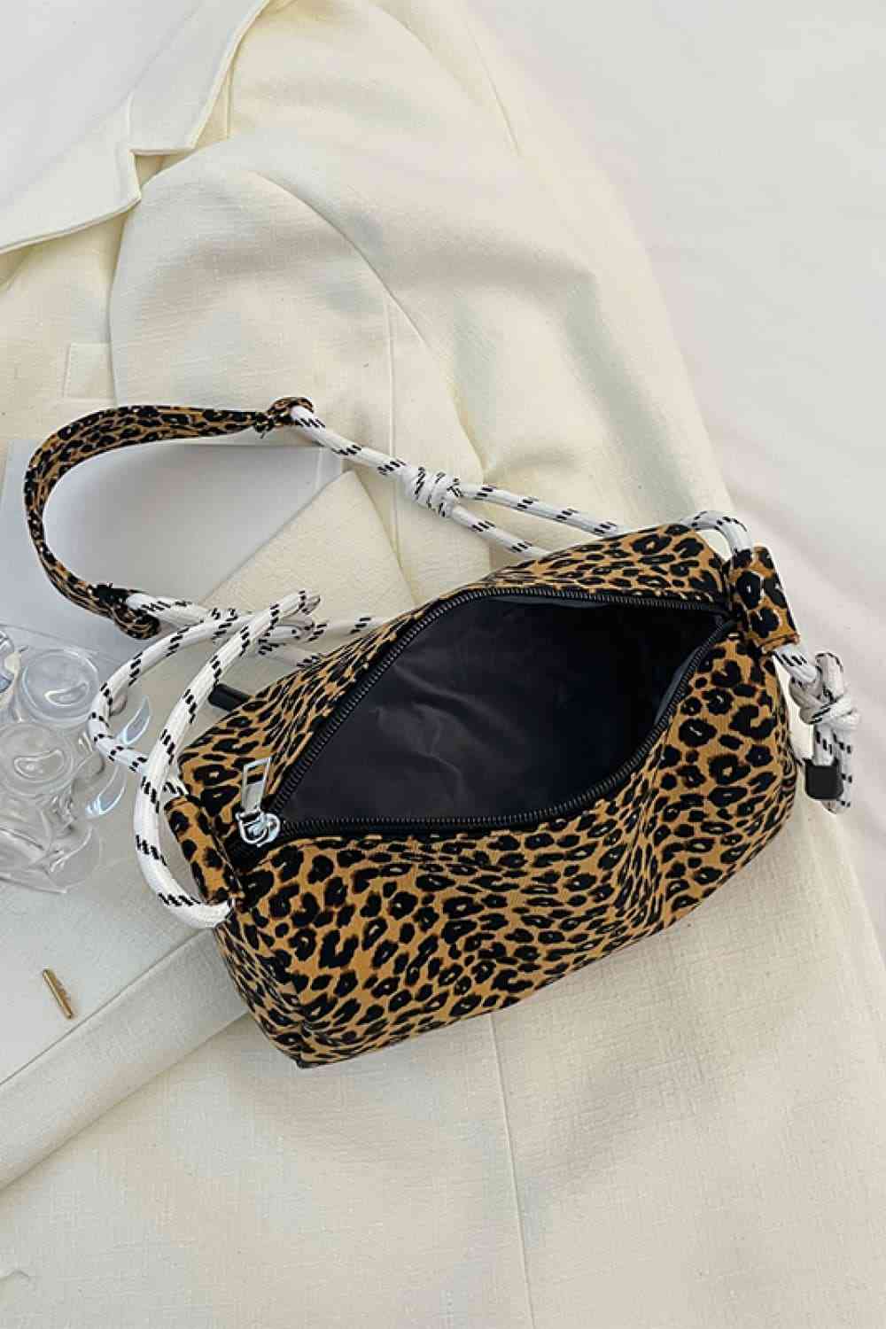 Bolso de mano de nailon con estampado animal