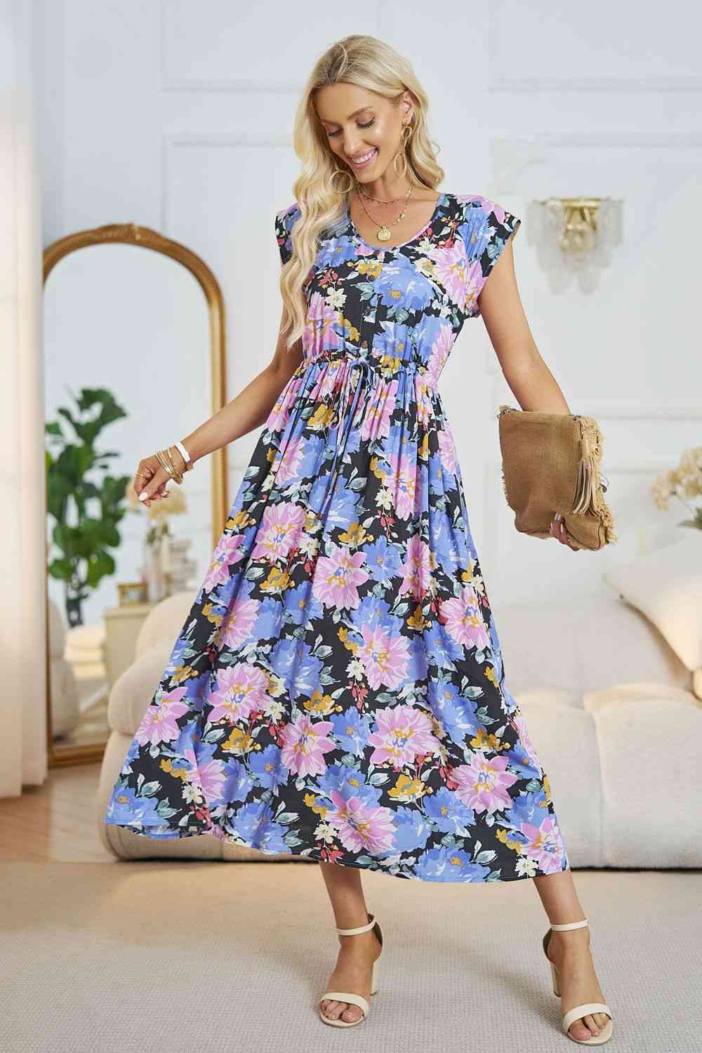 Vestido midi floral con cuello en V y línea A