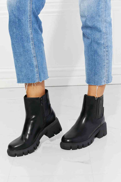 Botas Chelsea negras con suela Lug What It Takes de MMShoes