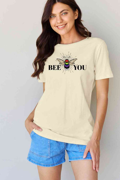 Simply Love Taille réelle BEE YOU T-shirt graphique