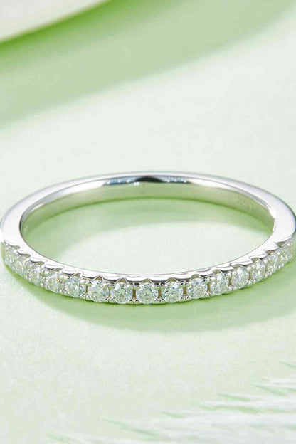 Bague demi-éternité plaquée platine moissanite