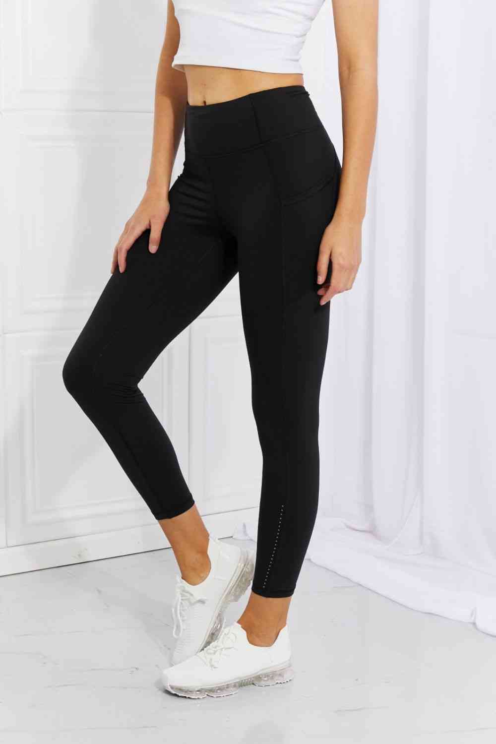 Leggings Depot Leggings actifs renforcés et allongés à pois réfléchissants pleine taille