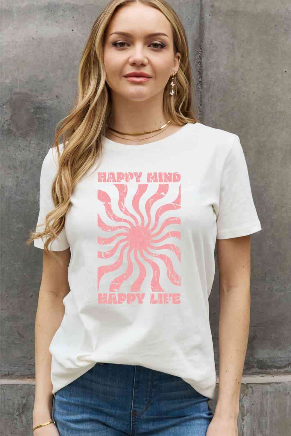 Camiseta de algodón con estampado HAPPY MIND HAPPY LIFE de tamaño completo de Simply Love