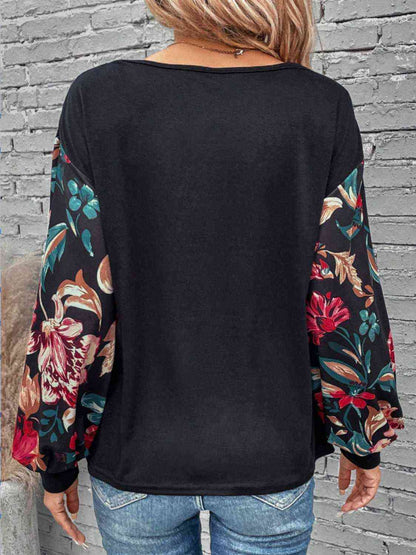 Top floral de manga larga con cuello redondo