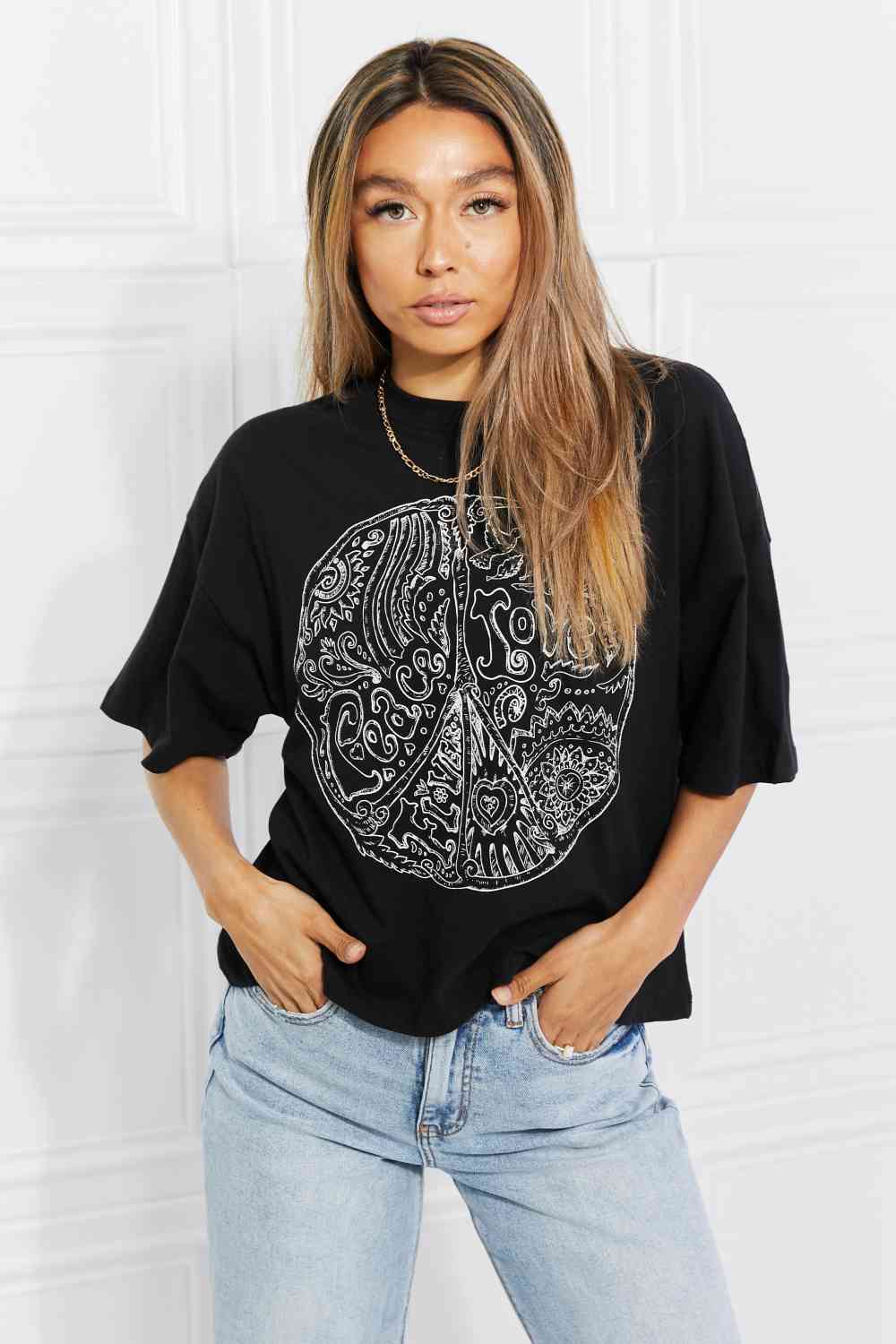 mineB Peace Crop Graphic Tee