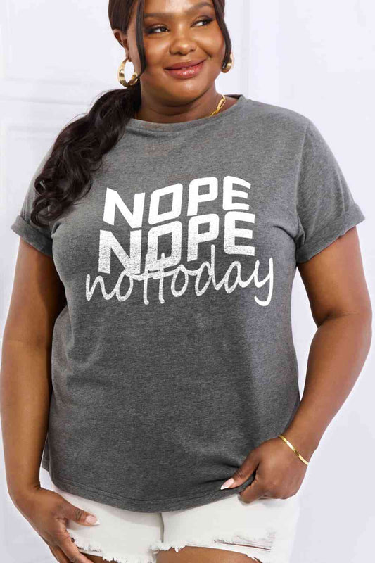 Simply Love T-shirt en coton graphique NOPE NOPE NOT TODAY pleine taille