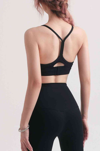 Cutout Racerback Scoop Neck Sports Bra