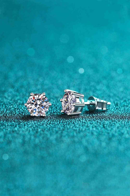 Boucles d'oreilles à tige en moissanite Endless Cheer