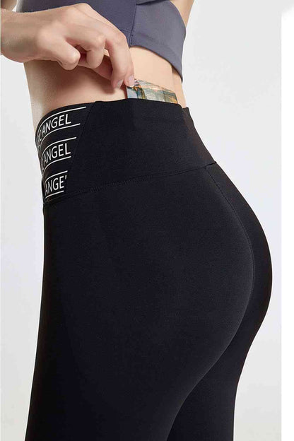 Pantalon de sport à large ceinture