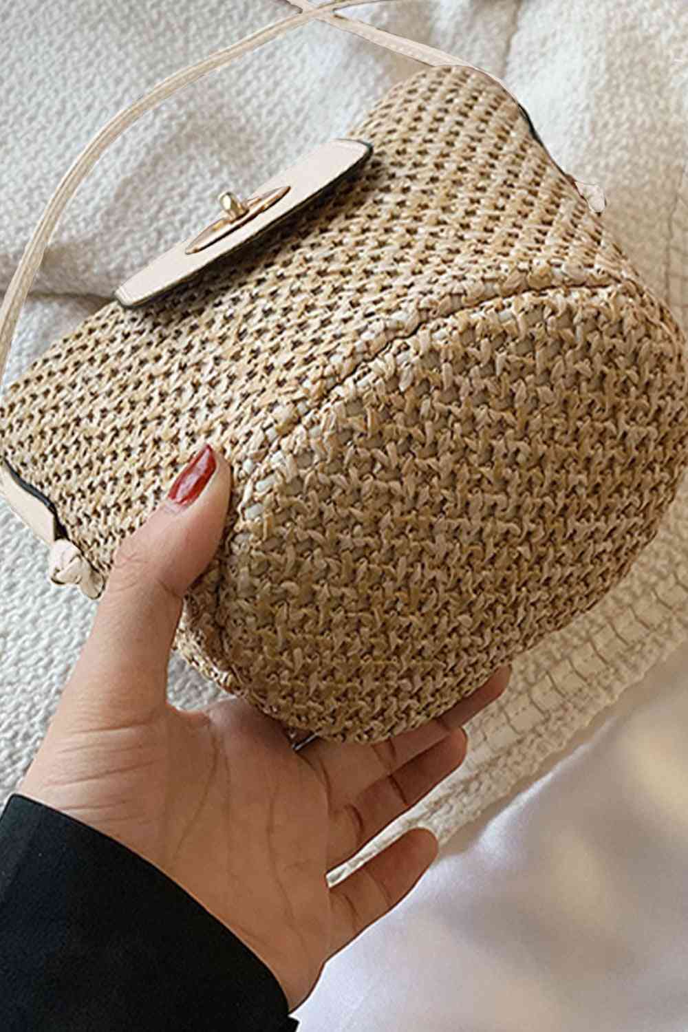 Sac seau en paille adoré