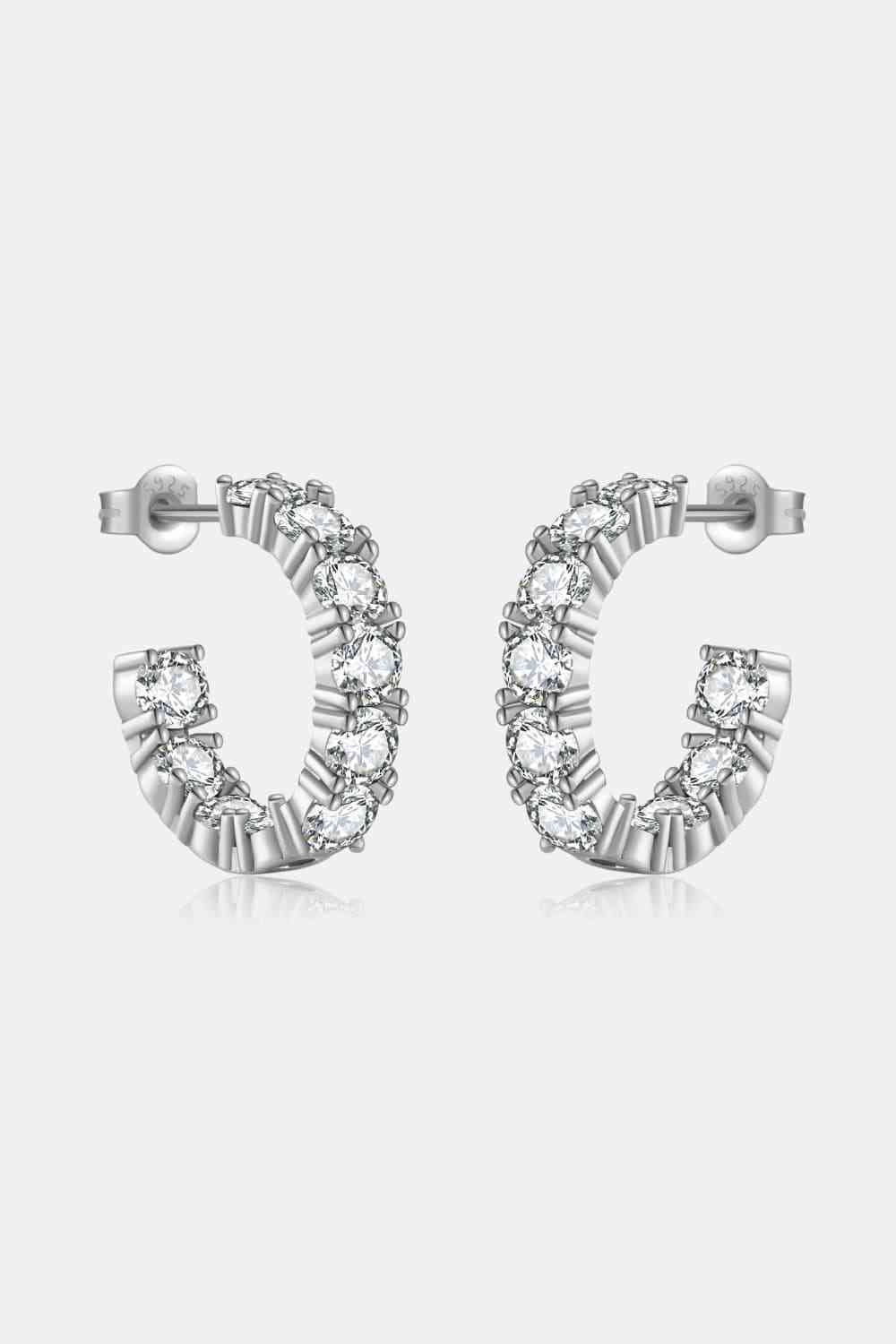 Boucles d'oreilles créoles en C avec zircons incrustés