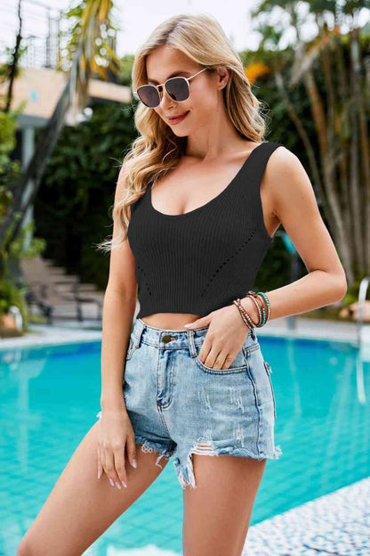 Camiseta sin mangas de punto con cuello redondo calado