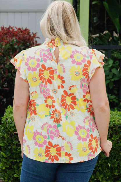 Blusa floral con mangas de mariposa de talla grande