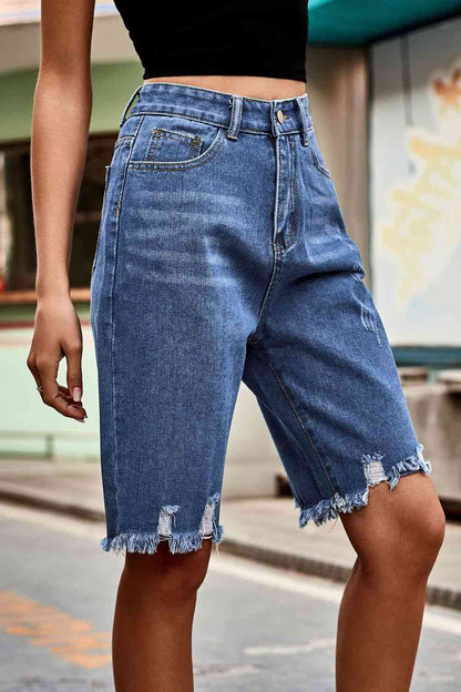 Short en jean taille haute à ourlet brut avec poches