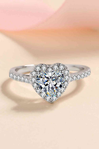 Bague en forme de cœur moissanite 1 carat