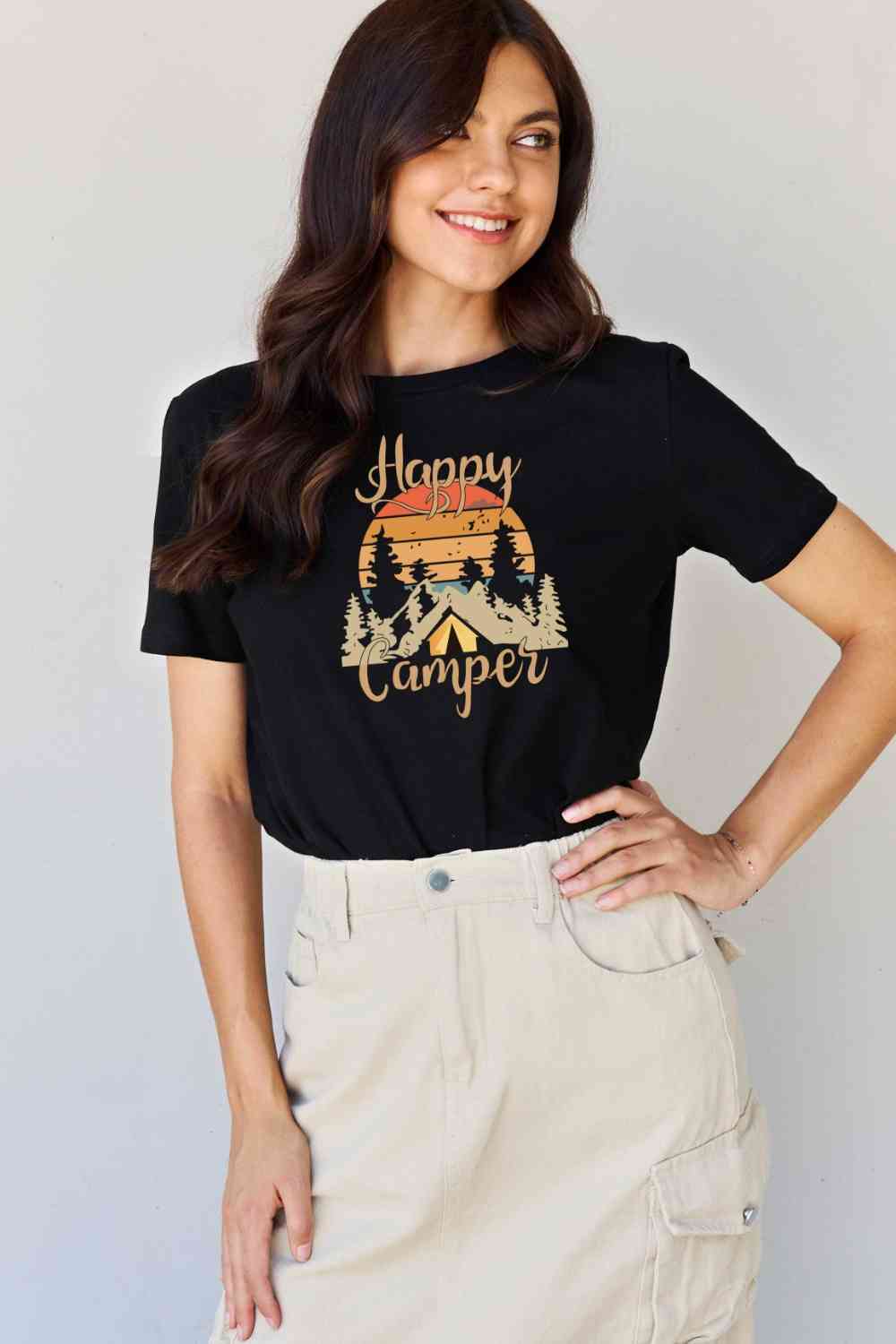 Camiseta gráfica HAPPY CAMPER de tamaño completo de Simply Love