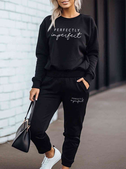 Ensemble sweat-shirt et pantalon de survêtement graphique PARFAITEMENT IMPARFAIT