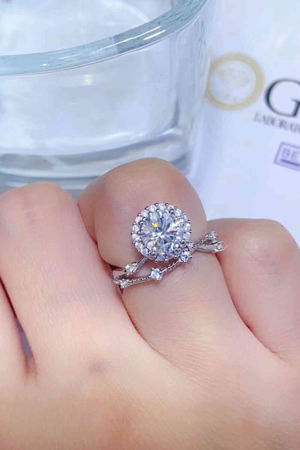 Bague plaquée platine moissanite 1 carat