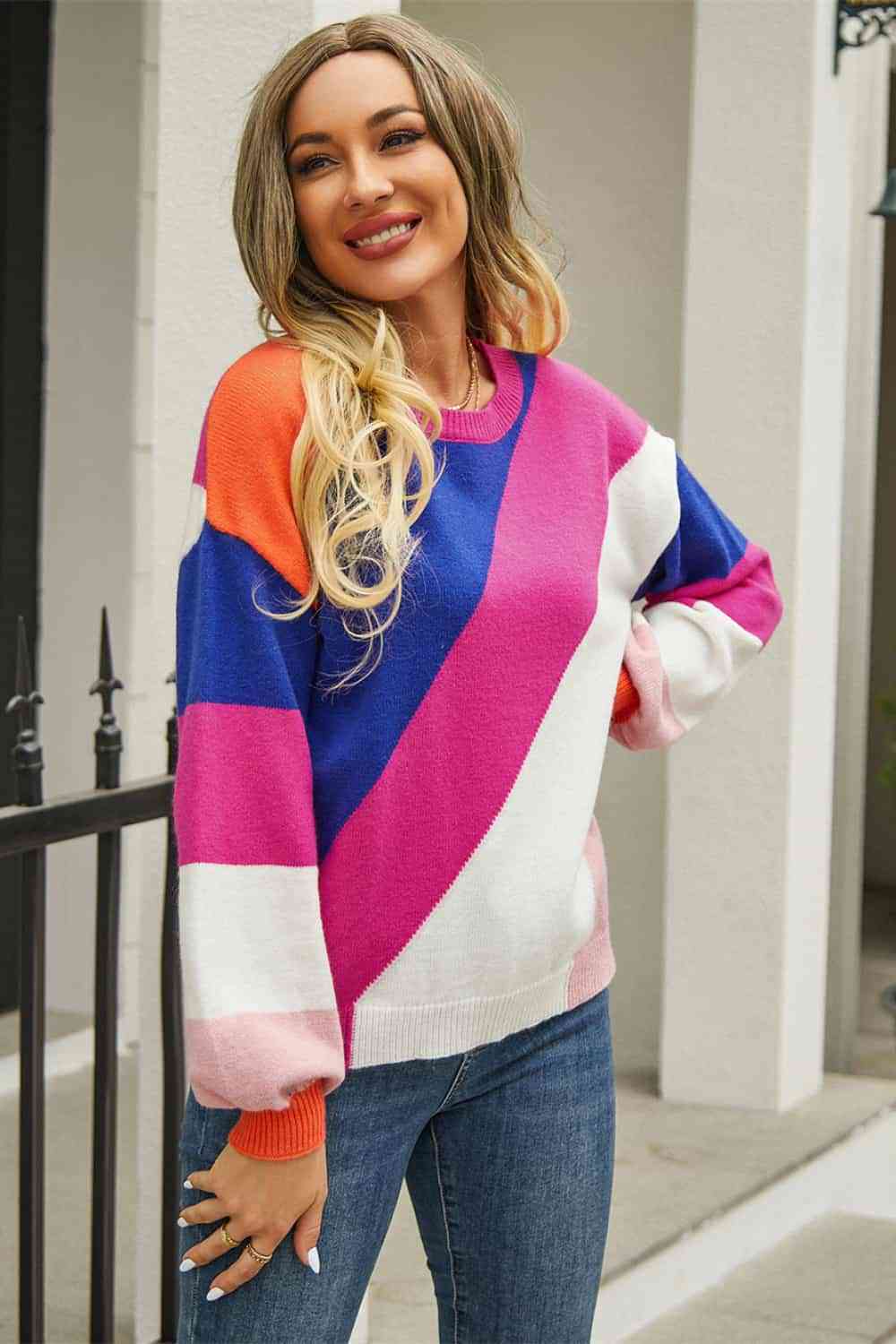 Suéter de manga larga con cuello redondo y bloques de color