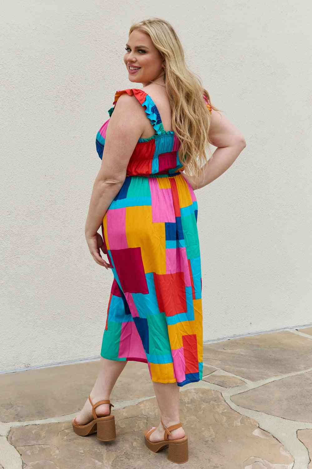 Y el por qué vestido de verano con estampado de cuadros multicolor