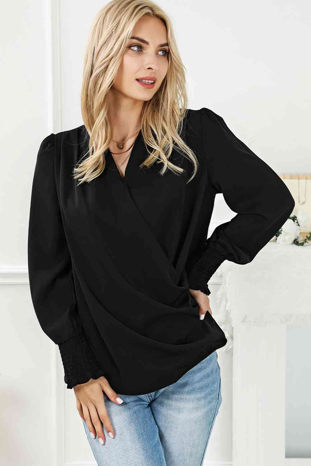 Blouse à manches lanternes et col surplis