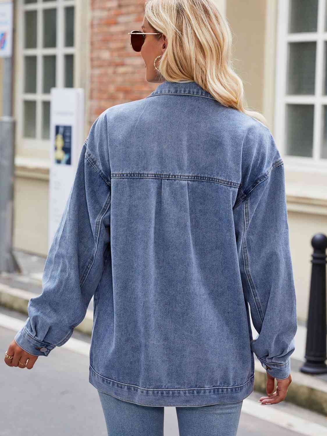 Veste en jean boutonnée avec poches