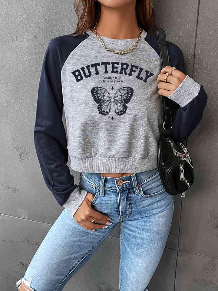 Sweat-shirt à col rond et manches raglan avec motif papillon