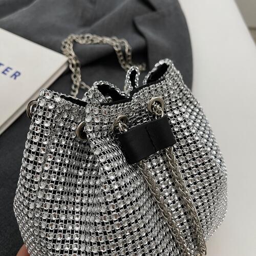 Bolso bandolera con detalle de strass