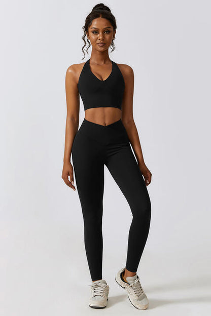 Conjunto de leggings y sujetador deportivo cruzado