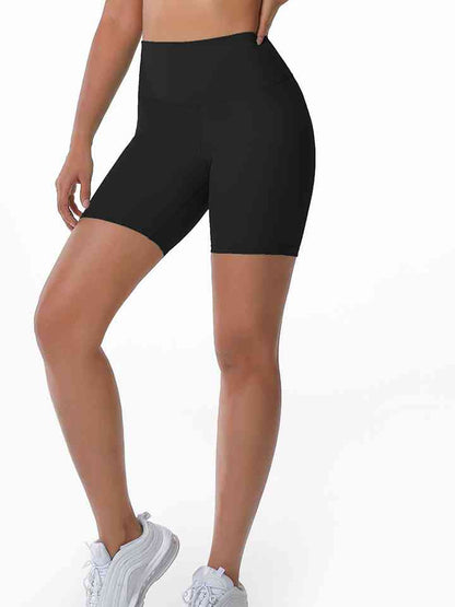 Shorts deportivos con cintura ancha