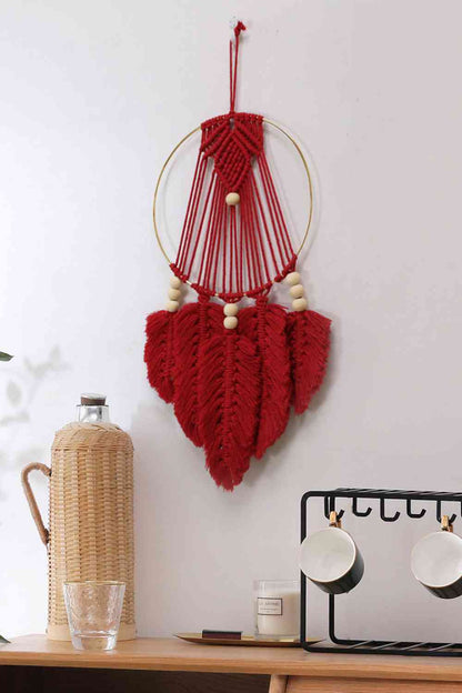 Decoración colgante de pared de macramé de plumas