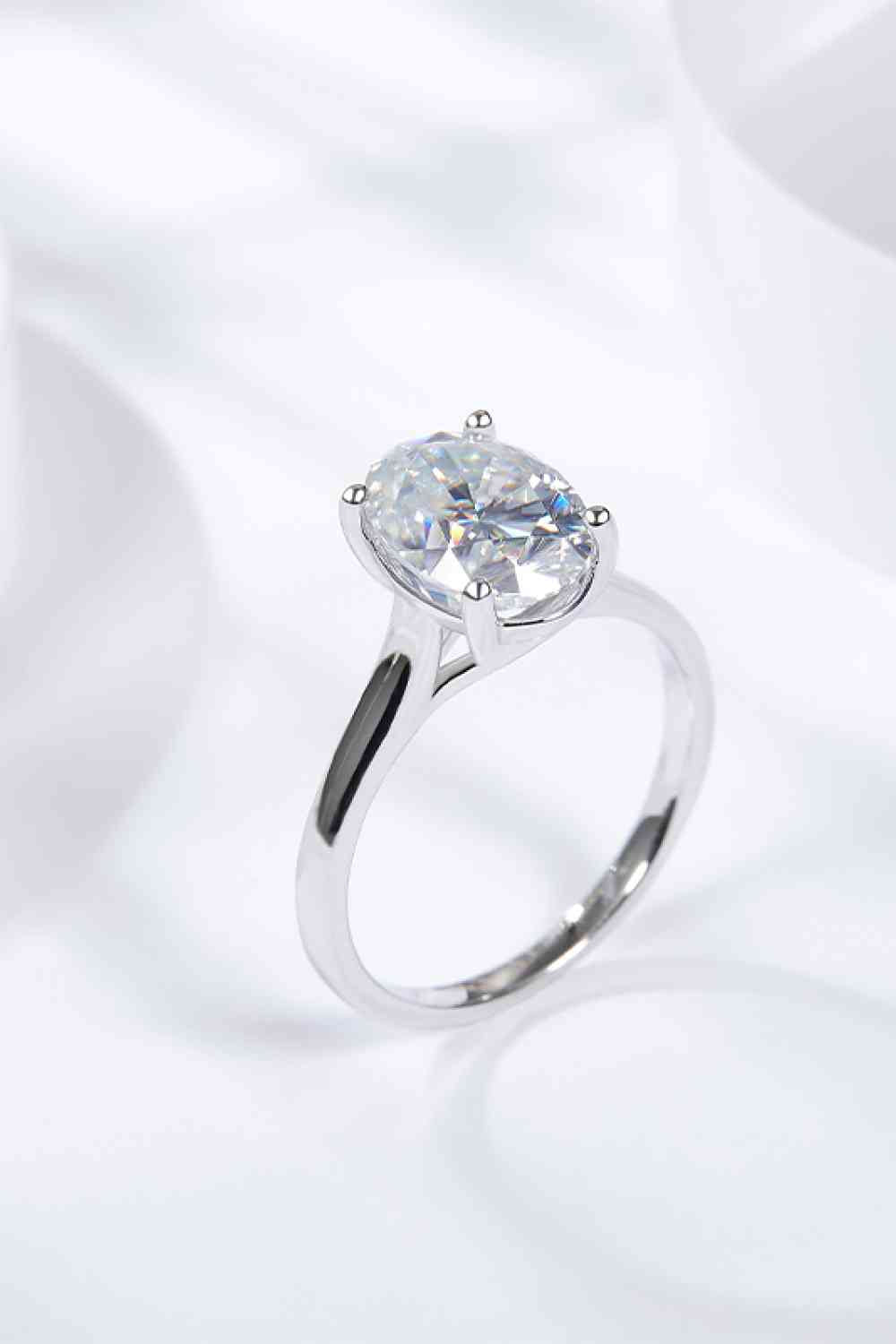 Bague solitaire moissanite de 2,5 carats