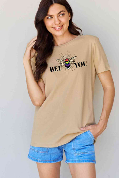 Simply Love Taille réelle BEE YOU T-shirt graphique