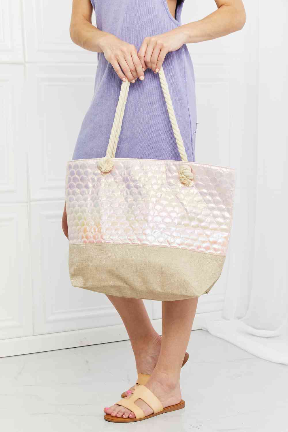 Bolso tote festoneado con vibraciones de sirena de Justin Taylor