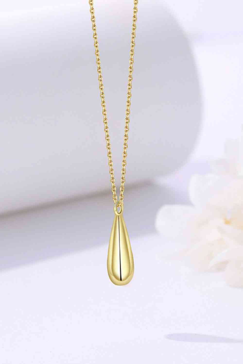 Collier pendentif plaqué or 18 carats