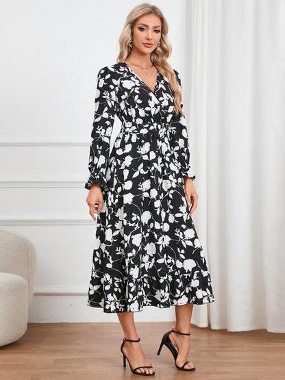 Vestido con sobrepelliz floral, manga con volante y dobladillo con volantes