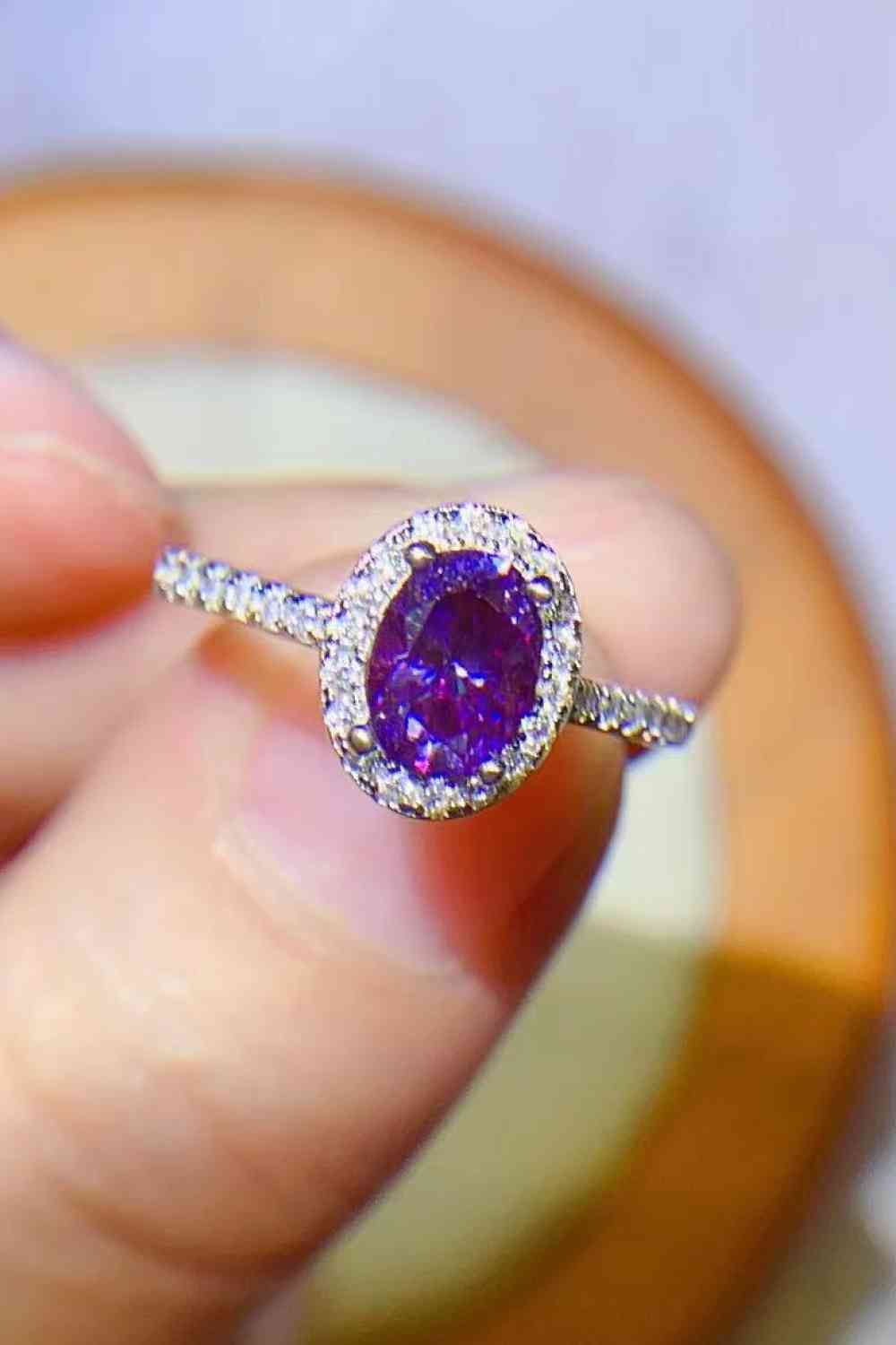 Bague moissanite violette 1 carat en argent sterling 925