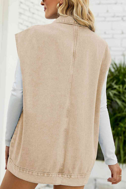 Chaqueta vaquera con cuello y botones